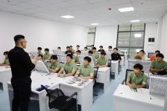 ③智能制造整体方案：不仅提供单轴控制