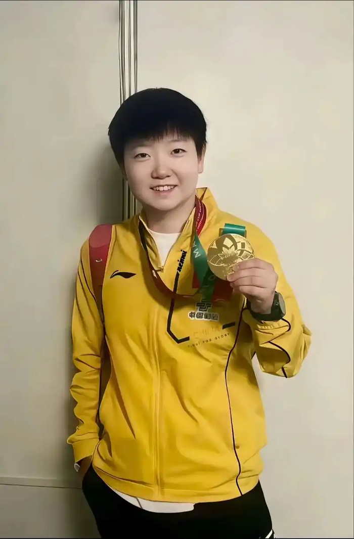 王励勤批评饭圈文化引争议 国乒内部矛盾浮出水