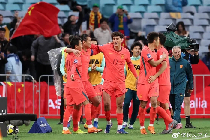 邵佳一执教国足首秀2-0胜库拉索 韩媒惊叹强势回